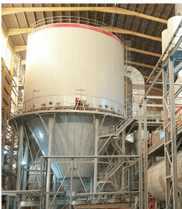 Instalación industrial: torre de barbotina y recuperación térmica